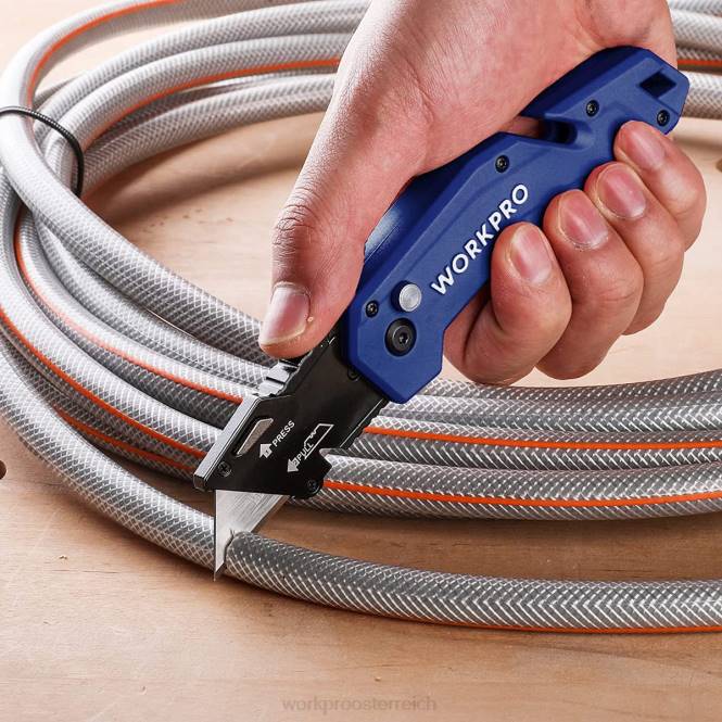 Klappbares Universalmesser, leichter Allzweckschneider mit Nylongriff und 10-teiligen Zusatzklingen WORKPRO V02J38 rot/blau/schwarz Werkzeug